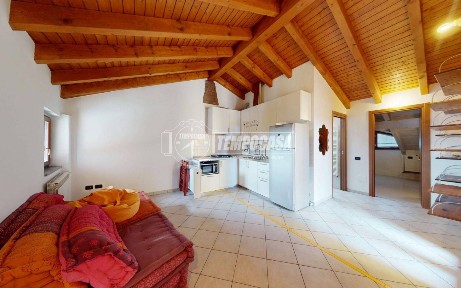 Bilocale via san pietro 18, Centro, Binago