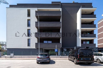 Trilocale irma bandiera, Centro, Calderara di Reno