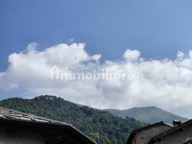 Zelbio, via giovio, 2