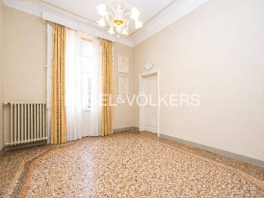 Appartamento via Barberia, Saragozza dentro le Mura, Bologna
