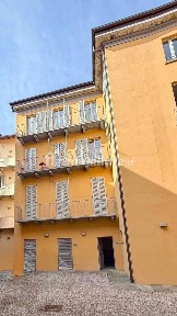 Quadrilocale via Vittorio Emanuele II 72, Centro Storico, Como