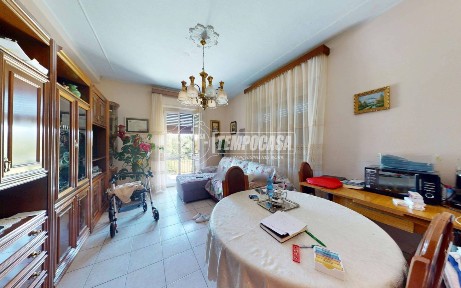 Castelnuovo Bozzente, Via Varese 2