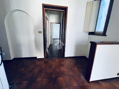 Mantova, Centro, Via Fratelli Grioli