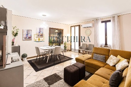 Trilocale viale Europa 8/B, Centro, Monzambano