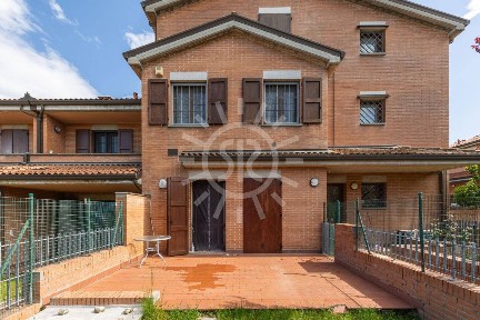 Dozza, Giacomo Matteotti 32