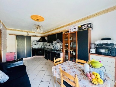 Mantova, Lunetta Frassino, Viale Marche