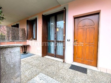 Bilocale via Giotto 4, Centro, Fino Mornasco