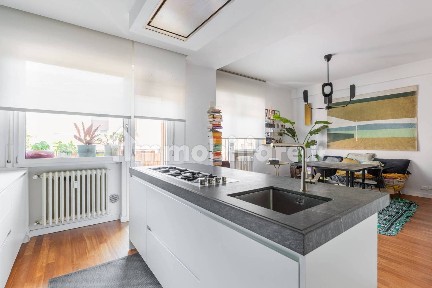 Appartamento via San Mamolo, Colli San Mamolo, Bologna
