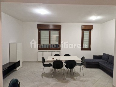 Appartamento via Cantone, Centro, San Giacomo delle Segnate