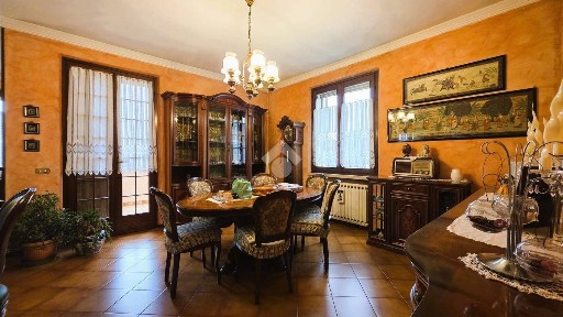 Quadrilocale via gobetti 18, Centro, Bagnolo San Vito