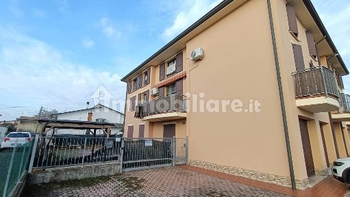 Moglia, Via Francesco Santi, 13