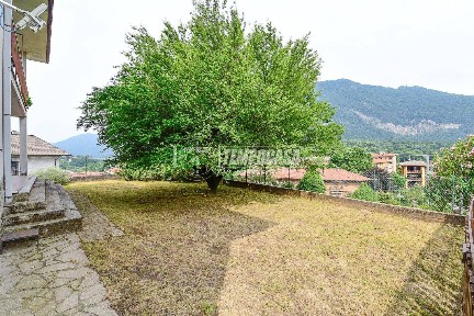 Quadrilocale via Brusa, Canzo