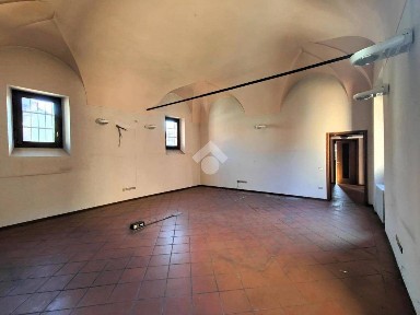 Appartamento via Giuseppe Mazzini, Centro, Mantova