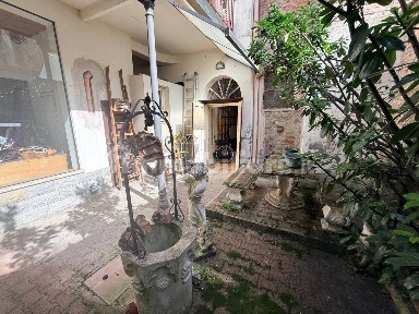Quadrilocale piazza Girolamo Savonarola, Centro Storico, Imola