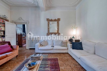 Appartamento via Sant'Isaia 2, Saragozza dentro le Mura, Bologna