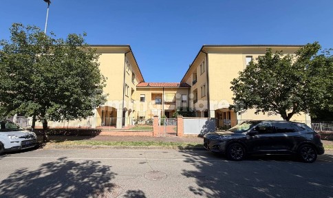 Bilocale via Costruttori di pace 3, Galliera