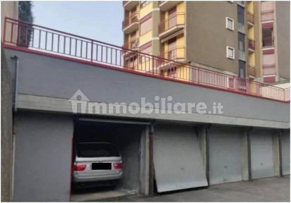 Erba, Corso XXV Aprile, 26