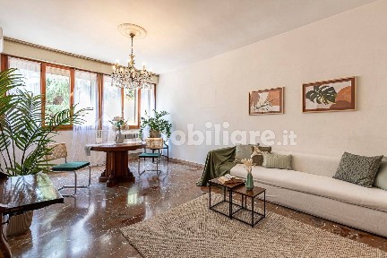 Appartamento da ristrutturare, secondo piano, Mazzini - Fossolo, Bologna