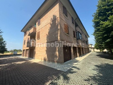 Trilocale via Panerazzi 659, Crevalcore