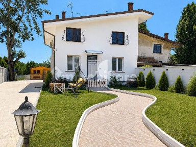 Quadrilocale buono stato, piano terra, Lunetta Frassino, Mantova