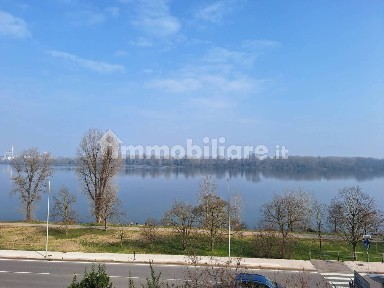 Appartamento via Sant'Anselmo, Centro, Mantova