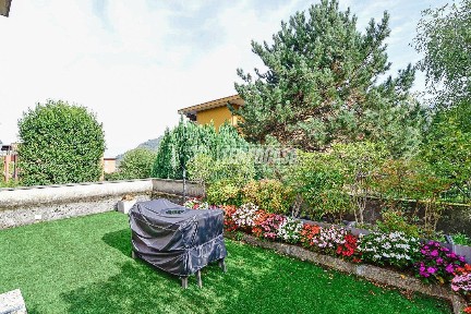 Bilocale via Rovascio 141, Lipomo