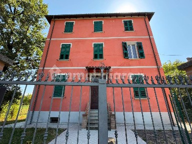 Trilocale ottimo stato, primo piano, Centro, Garibaldi, Casalecchio di Reno
