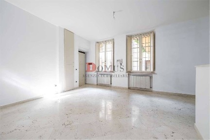 Bilocale ottimo stato, piano terra, Centro, Mantova