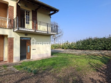 Quadrilocale buono stato, primo piano, Centro, Volta Mantovana