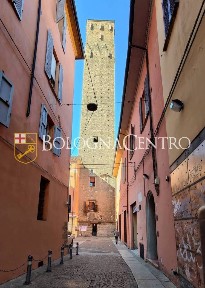 Bilocale via Sant'Alò, Centro Storico, Bologna