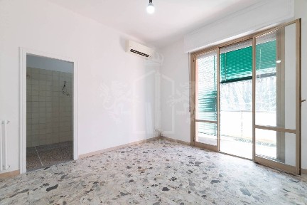 Trilocale via Spartaco, Massarenti, Bologna