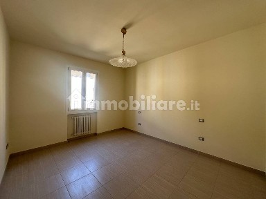 Quadrilocale via Luigi Sassi 10, Centro Storico, Imola