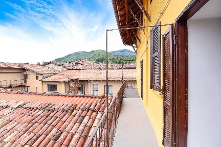 Quadrilocale via Prato 37, Albese con Cassano