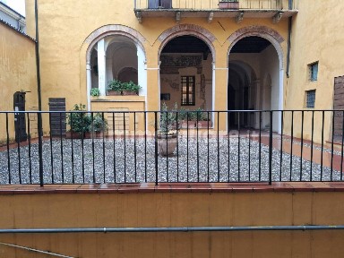 Trilocale buono stato, su più livelli, Centro, Mantova