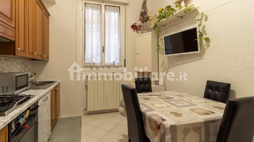 Trilocale via Giovanni Francesco Barbieri 109, Bolognina, Bologna