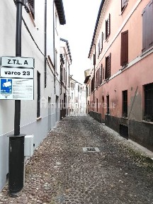 Mantova, Anconetta - Gradaro, via Trieste, 43