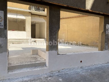 Trilocale nuovo, piano rialzato, Centro Storico, Imola