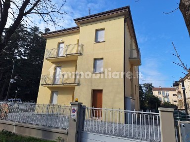 Quadrilocale viale Cappuccini, 25, Cappuccini, Montericco, Imola