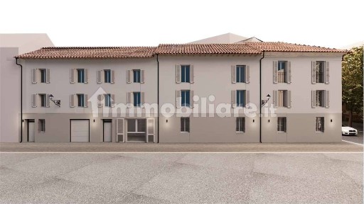 Bilocale NUOVO Ampio monolocale con corte privata di 30 mq !, Centro Storico, Imola