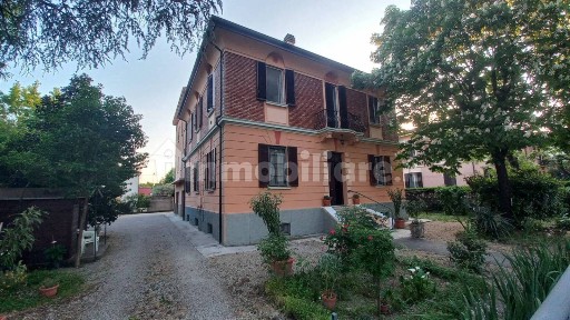 Trilocale Medicina in bellissima palazzina appartamento al piano rialzato trilocale senza spese condominiali, Medicina Buda, Medicina
