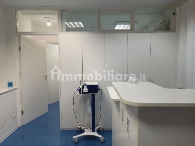 Longone al Segrino, Via Risorgimento, 8