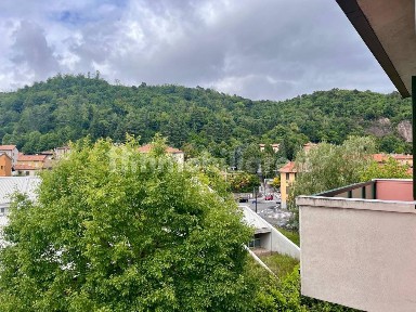 Como, Camerlata - Rebbio, Via Alfonso Lissi, 2