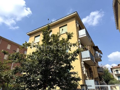 Trilocale buono stato, piano rialzato, Centro, Marullina, Casalecchio di Reno