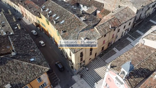 Castiglione delle Stiviere, Via Giovanni Chiassi