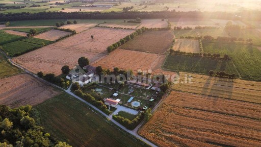 Cascina via dei Boschi 22, Volta Mantovana