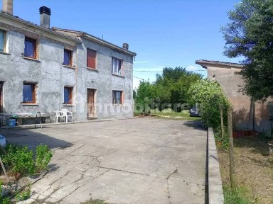 San Benedetto Po, Strada Argine Zara