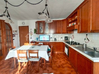 Trilocale via Carlo De Herra 1, Visino, Valbrona