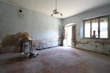 Casa colonica via Solferino e San Martino 33, Centro, Roverbella