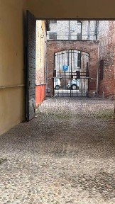 Appartamento ottavo piano, Centro, Mantova