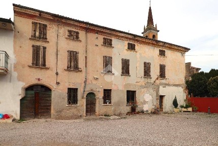 Casa colonica via Solferino e San Martino 33, Centro, Roverbella